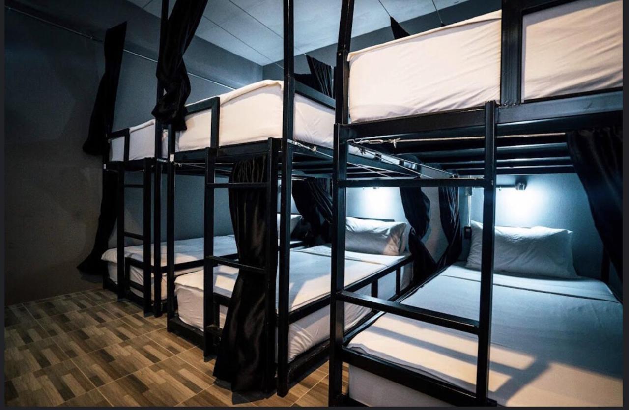 3Plus1 Hostel Patong 外观 照片